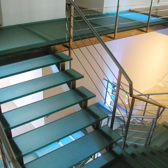 High quality tempered laminated glass floors,10+10+10mm slip resistance glass floor china