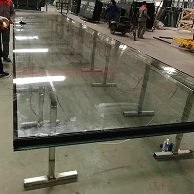 Verre feuilleté isolant stratifié SGP résistant aux impacts des ouragans 12 + 16A + 13.52mm
