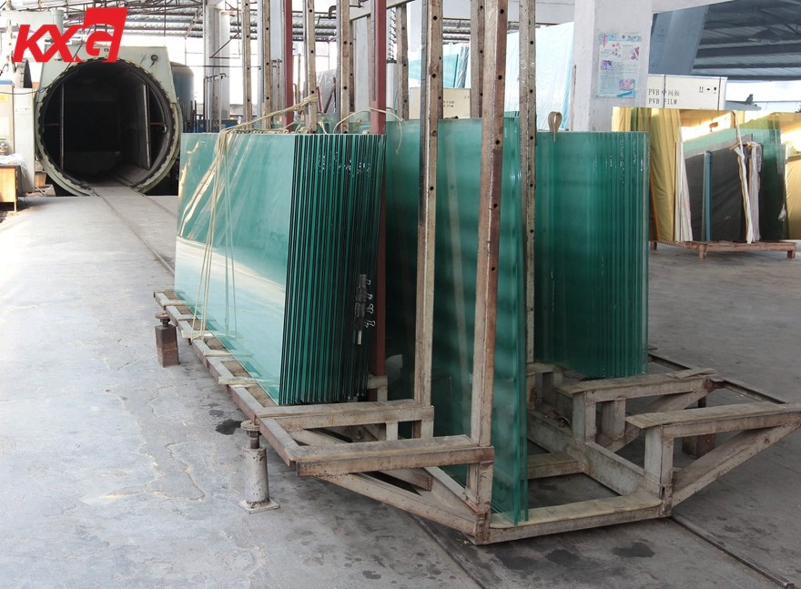 KXG laminated glass production line