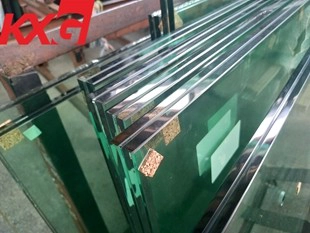 Siga el proceso de producción de vidrio laminado templado Siga el proceso de producción de vidrio laminado templado
