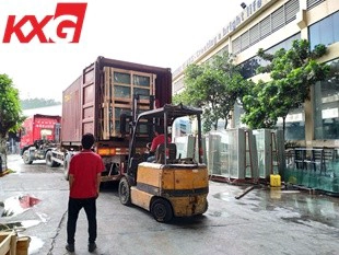 KXG exports clear tempered glass to Israel KXG exports clear tempered glass to Israel