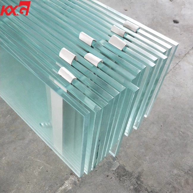 El precio de fábrica de cristal moderado seguridad baja del hierro de 15 mm, seguridad ultra clara del mm 15 endureció el proveedor de cristal China