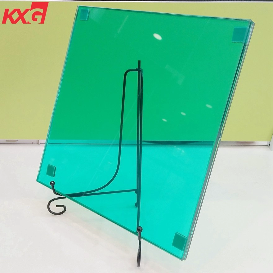 China China 88.4 kilang kaca berwarna berlamina berwarna, 17.52 filem PVB berwarna mm pembekal kaca laminated tempered, 8 mm +1.52 mm berwarna PVB filem + 8 mm jelas kaca berlamina kilang pengilang