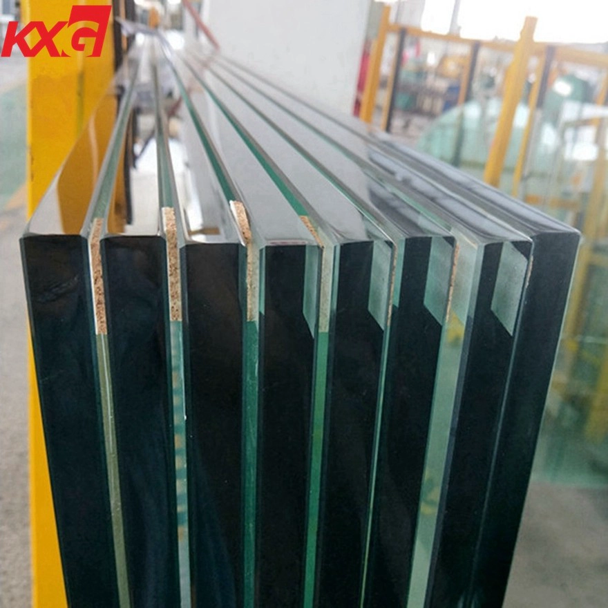 El precio al por mayor de la fábrica de China 12 mm reforzó el vidrio, el vidrio medio 12 mm endureció, el vidrio semi templado claro 12 mm