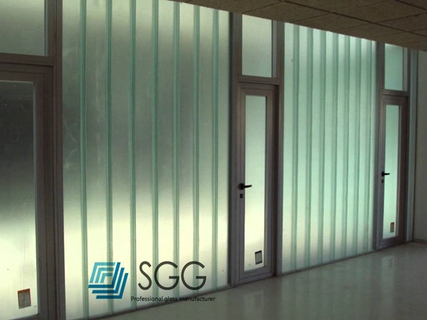 U Channel Glass wall