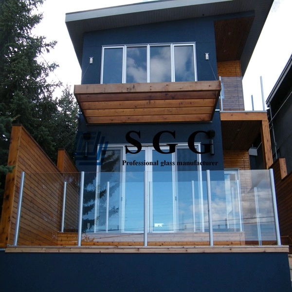 Tempered glass balustrade