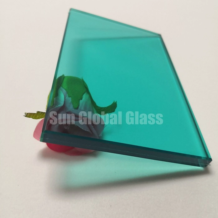 Blue green laminated glass