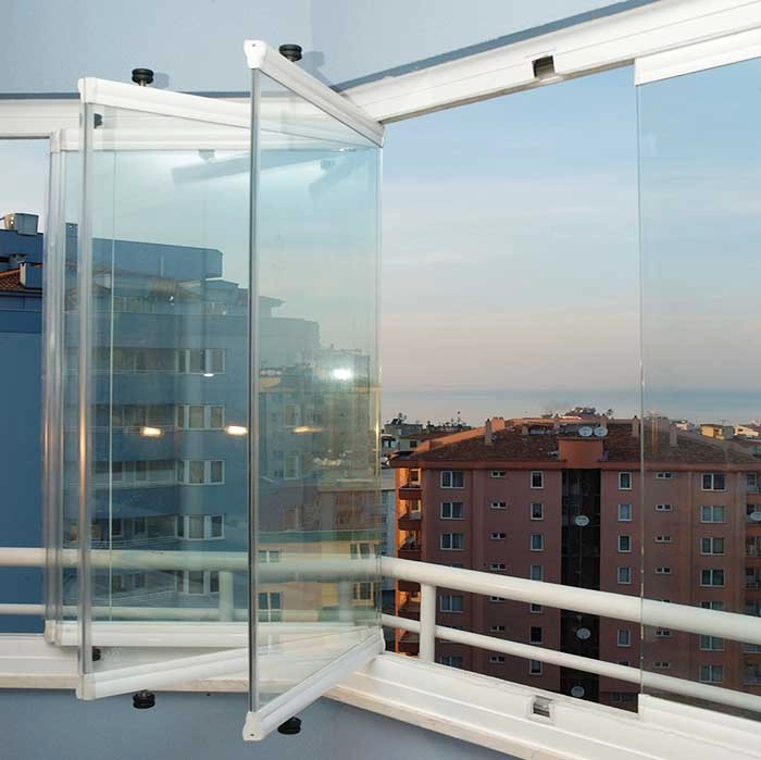 Bezramowe przesuwane okno składane, Balkon Balkon Okno i drzwi, hartowane szkło aluminiowe bifold okna