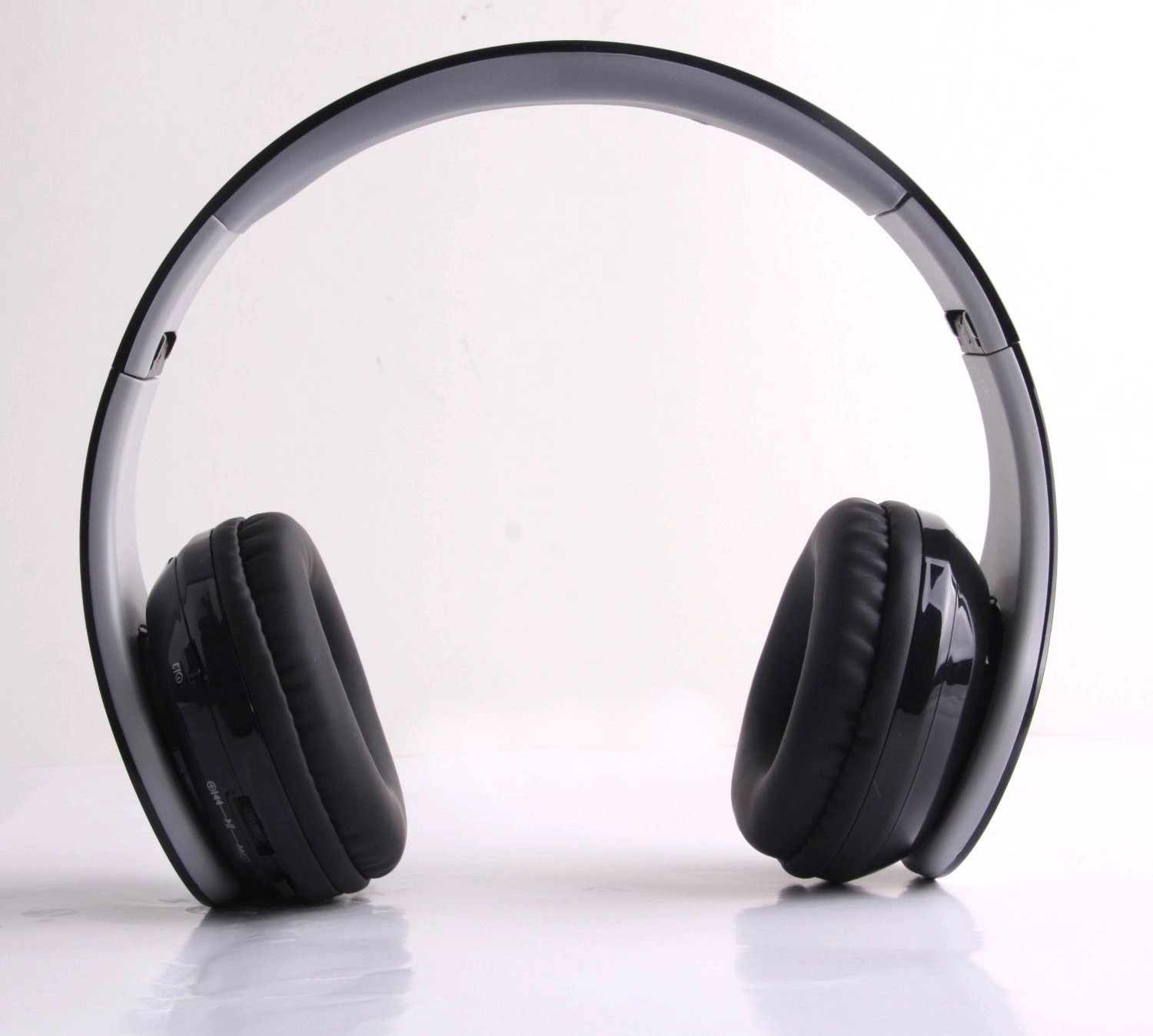 Wireless Stereo Earbuds