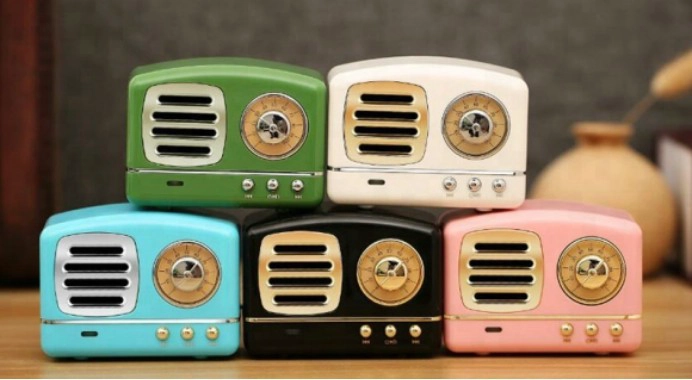 retro bluetooth speaker