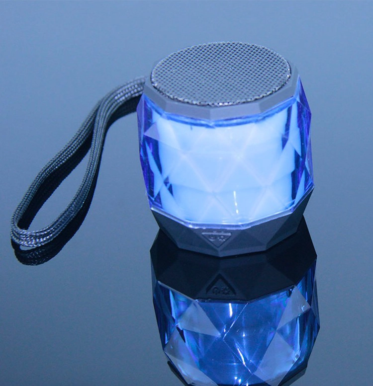 Wireless Speaker With Led Flashing