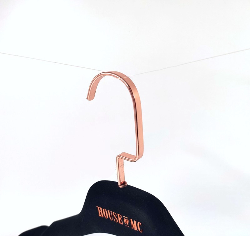 Black velvet hanger rose gold logo garment flocking hanger