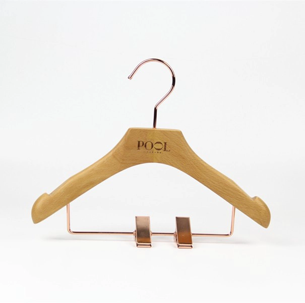 KSW-004 Appendiabiti per bambini in legno naturale con clip