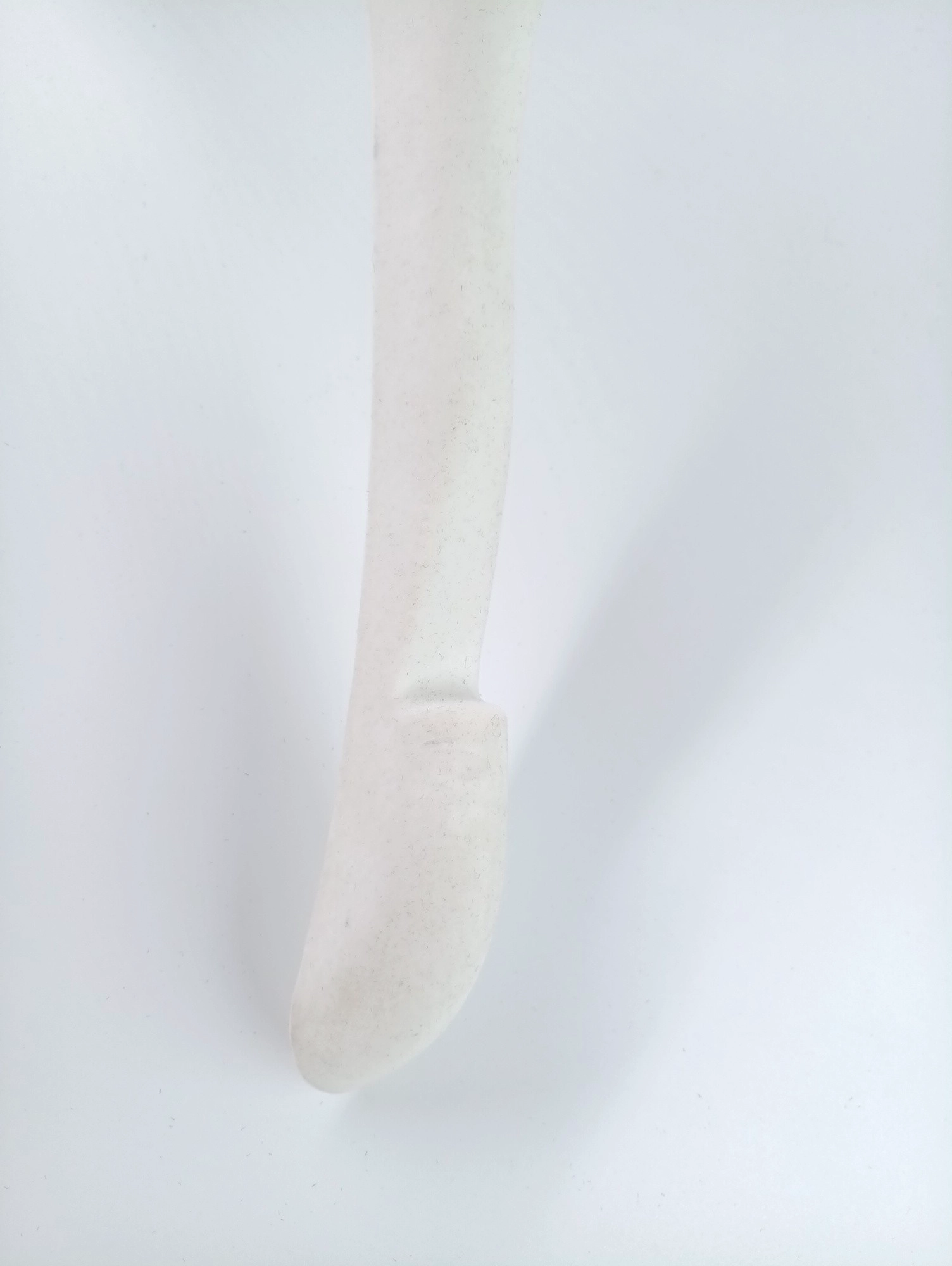 KTV-002 witte antislip plastic hanger fluwelen gevlekte kleerhanger