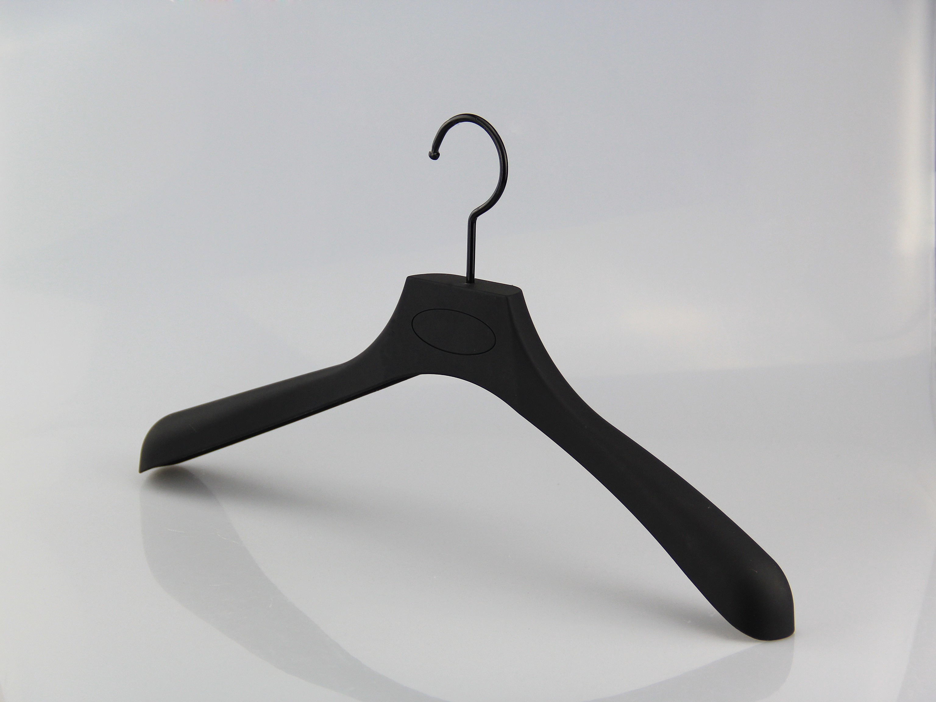 Revestidos de goma de percha de hombres plástico MTR-001 suspensión de ropa