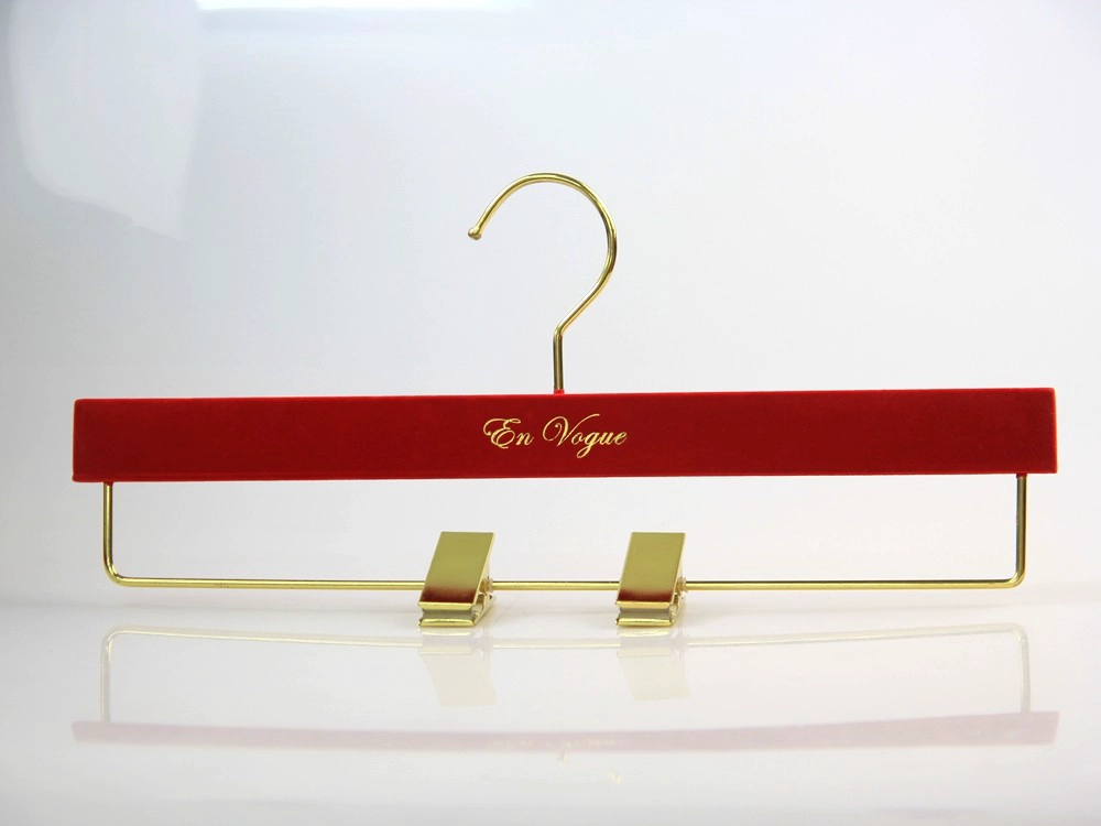 MTV-004 china hanger fabriek luxe rode fluwelen stroomden plastic hanger vrouwen jas jas hanger