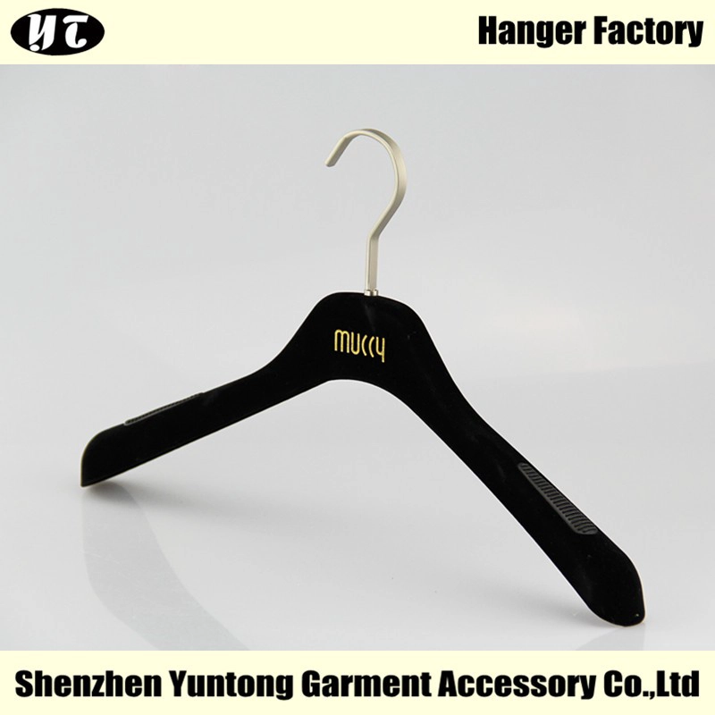 WSV-004 zwart fluwelen gevlekte hanger plastic antislip kleerhanger