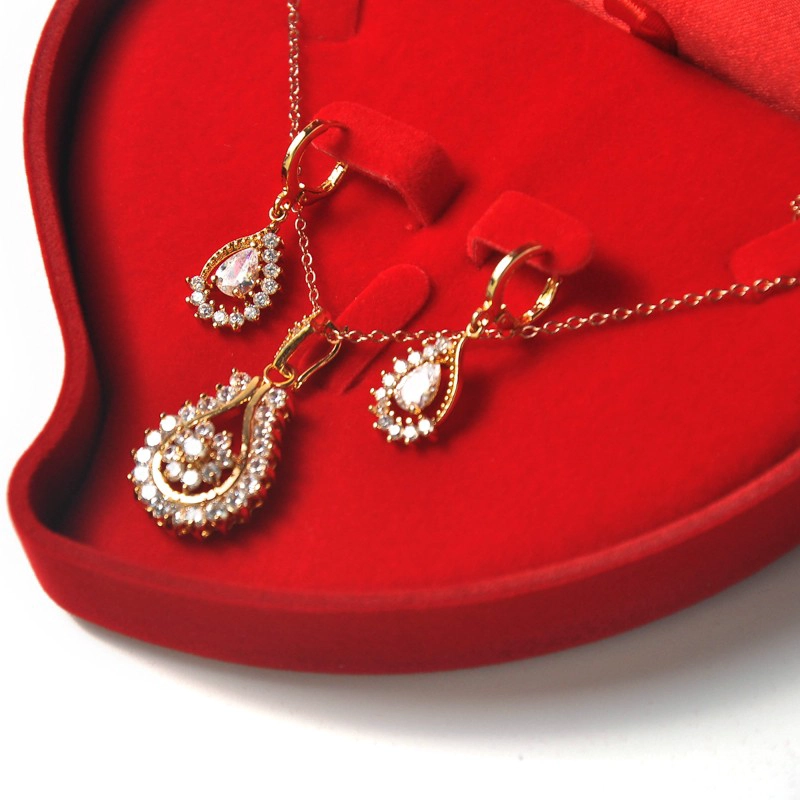 Nueve consejos para mantener nuestras joyas.