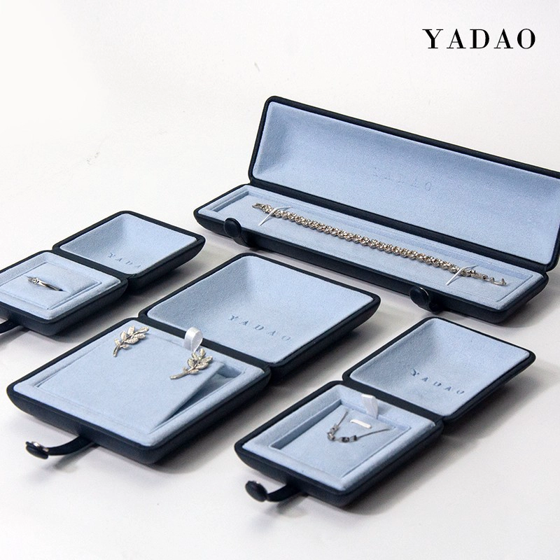 How to choose a nice packaging box for jewelry?