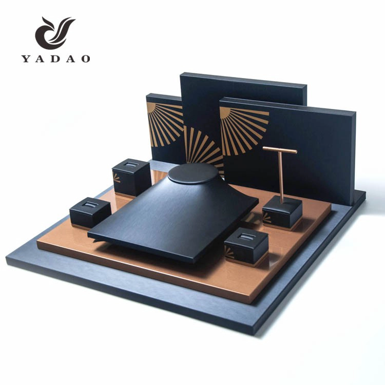 China 2017 custom size color logo design wholesales top quality MDF+pu leather/velvet  jewelry displays/jewellery display props/jewelry showcase manufacturer