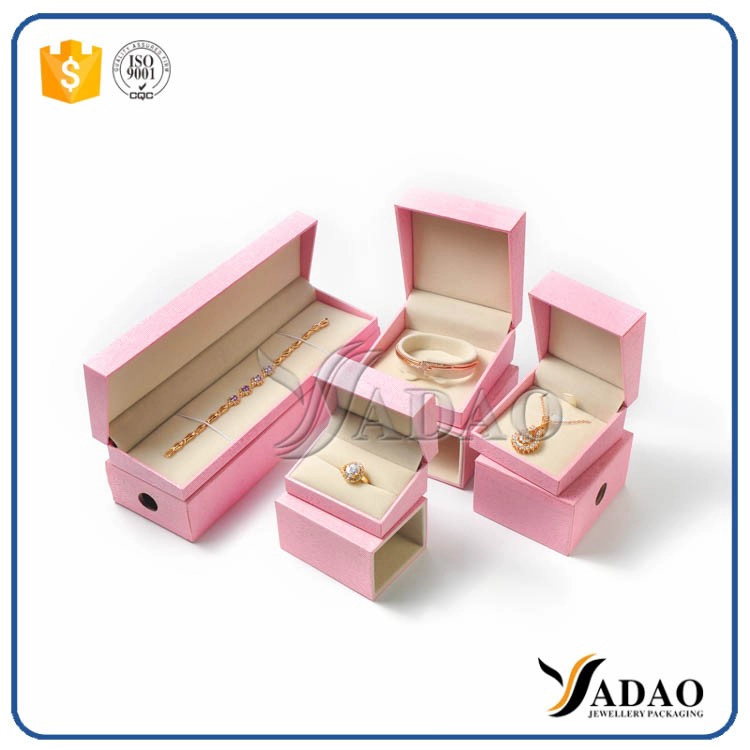 China well-designed wholesale custom warm color  with outside cover plastic jewelry box for ring/bangle/bracelet/necklace/earring packaging manufacturer