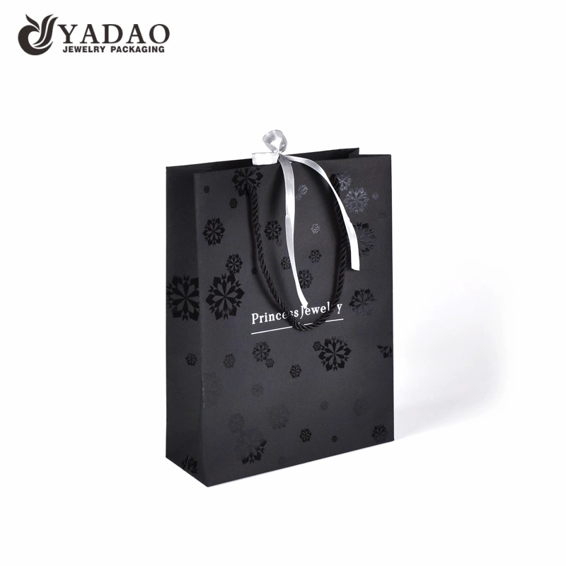 China Black fashion shopping paper packaging bag for jewelry and watch packing with free logo and color customized manufacturer