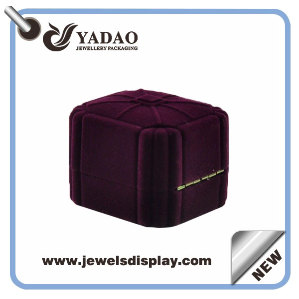 China China Wholesale vintage jewelry flocking box with metal button,jewelry packaging box manufacturer