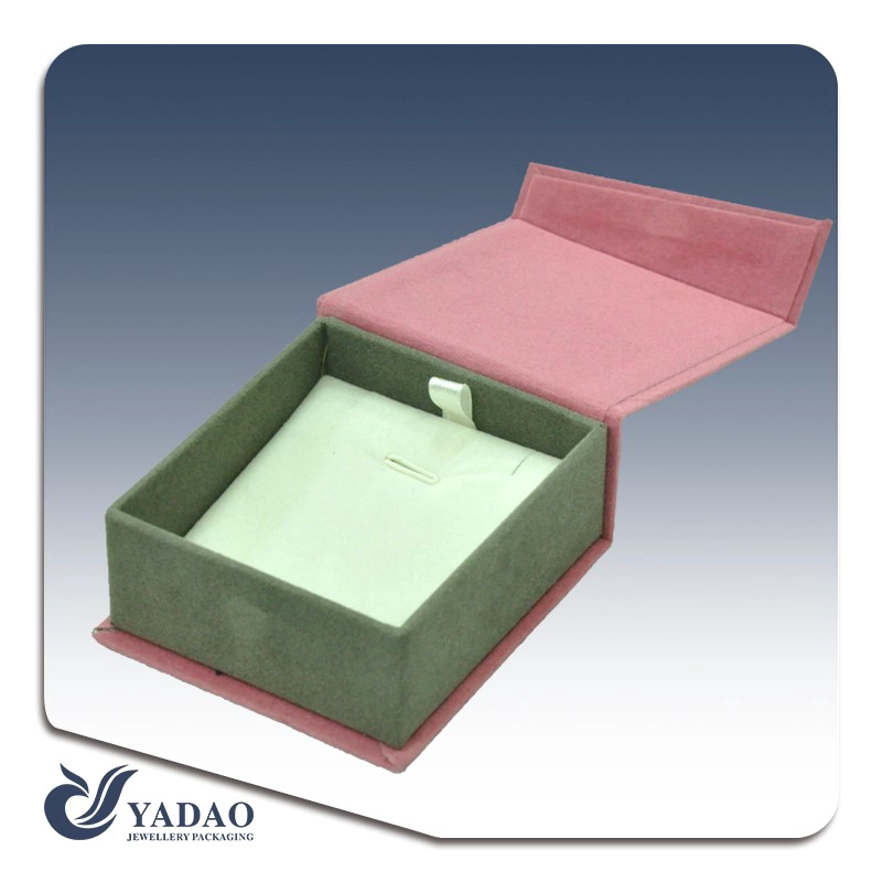 China Chinese jewelry display manufacturer of Luxury beauty pink hard paper jewelry  chests and cases for jewelry and gift shop and store counter show and decoration with logo available manufacturer