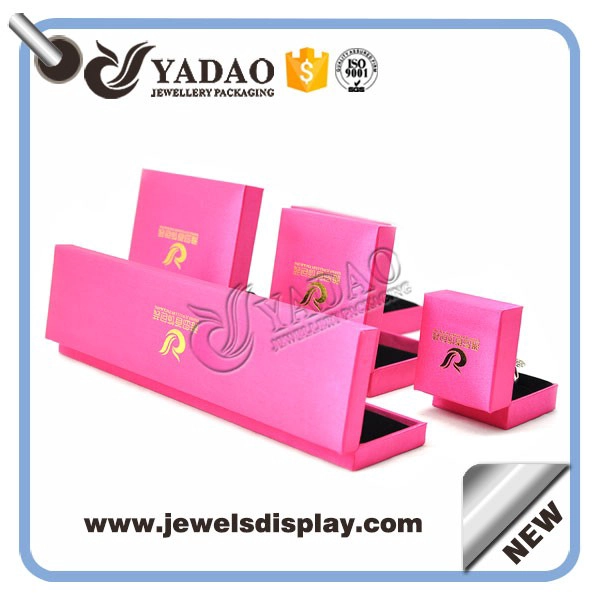 China Custom color leatherette print and packaging plastic box for kinds of jewelry manufacturer