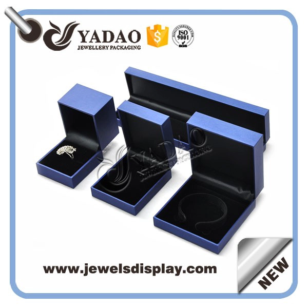 China Double edge luxury leather packaging box in custom size and color wholesale in good quality manufacturer