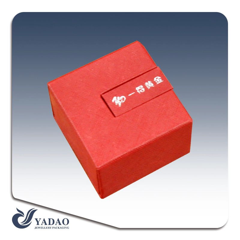 China Elegant Red color paper gift box for jewelry packaging or jewelry display made in China manufacturer