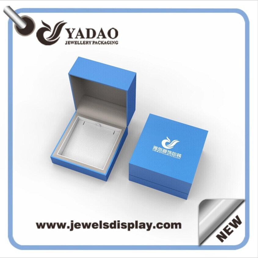 China Elegant colored logo printed on top packaging jewerly pendant box manufacturer