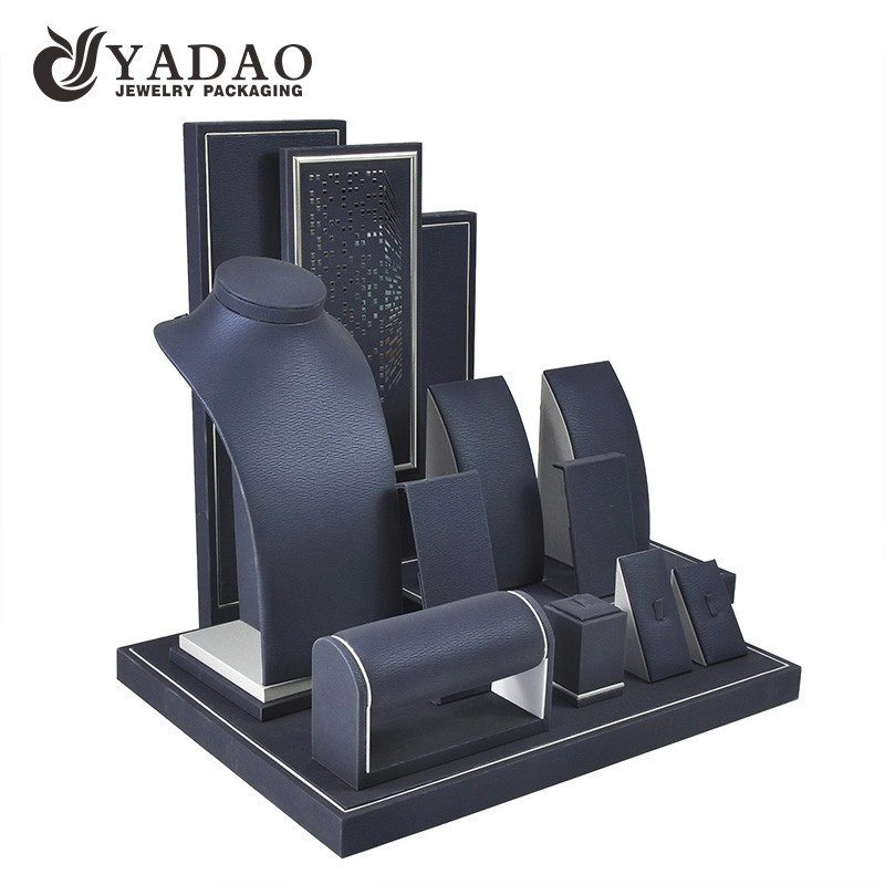 China Fashion jewelry display stands pu leather black color jewelry set customize with logo color and size manufacturer