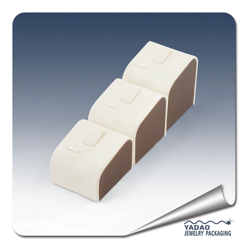 China Fashion leather cream with brown side color ring display stand have 3 size for one set made in China manufacturer