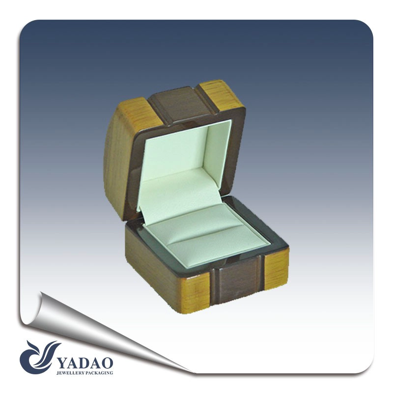 China New design colorful spray lacquer wood packing box for earring /necklace/ watch /ring gift box high-end custom manufacturer