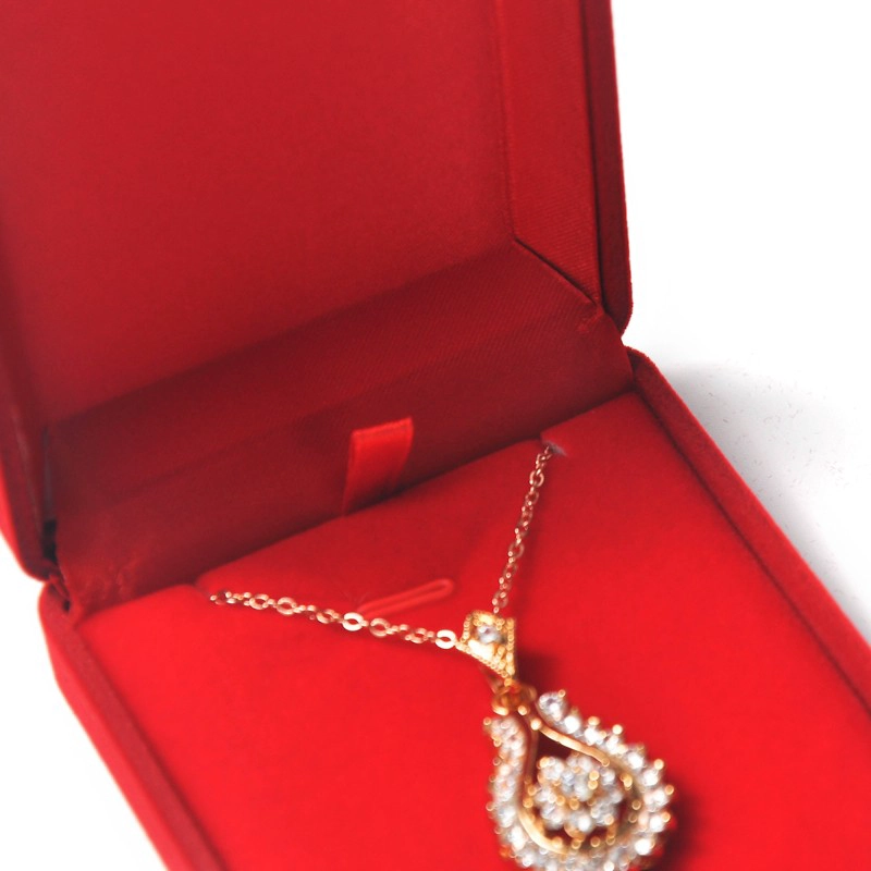 China Popular red color girls gift  velvet flocking jewelry red box for necklace manufacturer