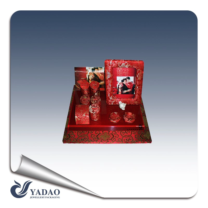 China Wholesale custom jewellery display of china traditional wedding theme decorate showcase for jewelry shop counter presentation manufacturer