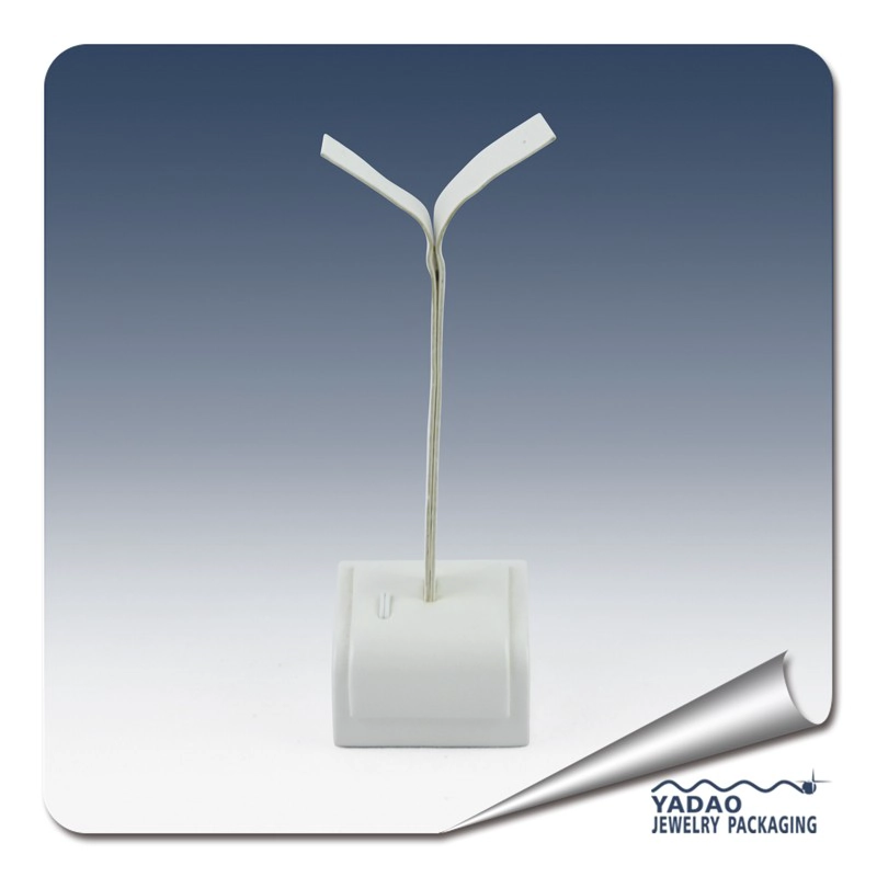 China Wholesales Jewelry Display Stand MDF+ PU White Color PU Leather or White Color Velvet Earring Display Stand manufacturer