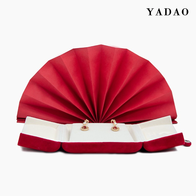 中国 Yadao New Arrivals Red Color Packaging Box Double Door Design Jewelry Packaging Box Factory Wholesales Box with free logo design メーカー