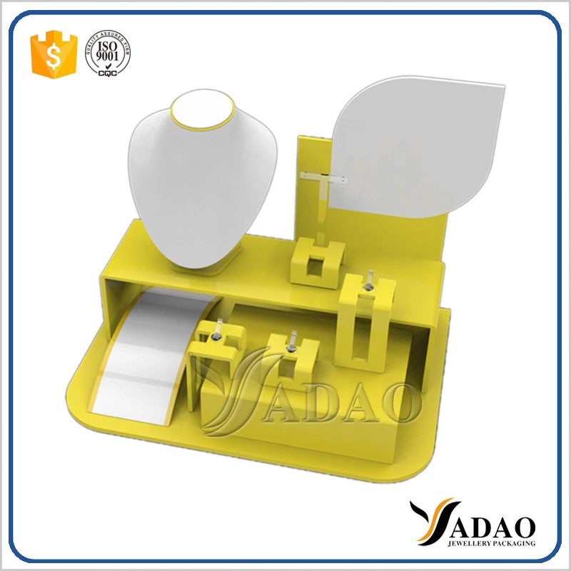 China customize multifunctional colorful acrylic jewelry display showcase display set acrylic lacquer color painting manufacturer