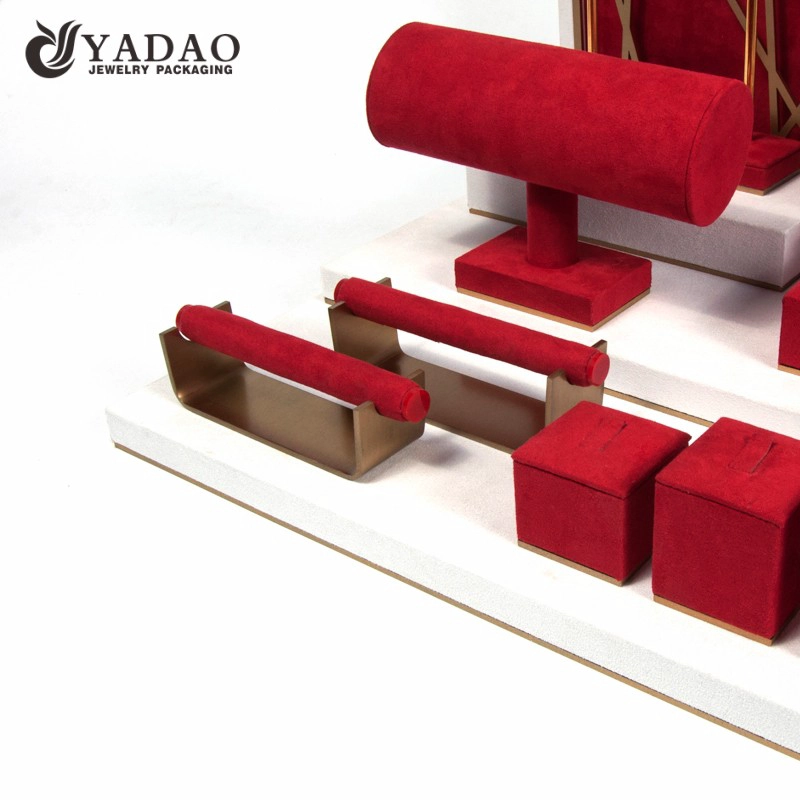 China fashion quality jewelry display set  for jewelry showcase window with custom logo size color manufacturer