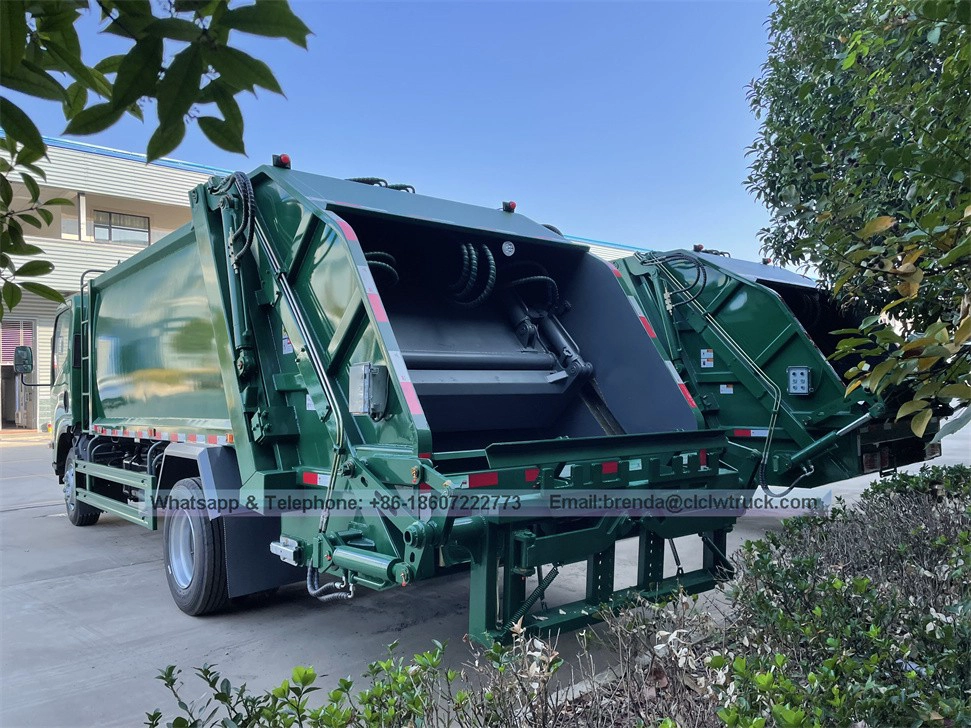 5CBM garbage compactor truck with Japan ISUZU chassis compactor garbage truck Hot sale