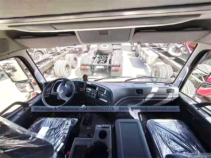 รถบรรทุกบูม 8x4 Dongfeng Kinland 14-16 ตันมีเครน
