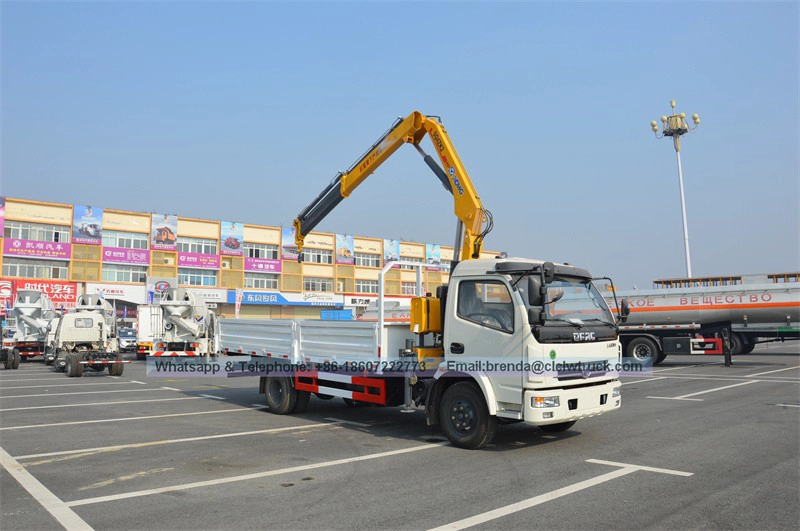 Chine Folding Grue Fournisseur, sur camion pliant constructeur grue En Chine, 4000kgs Camion-grue Fabricant Chine