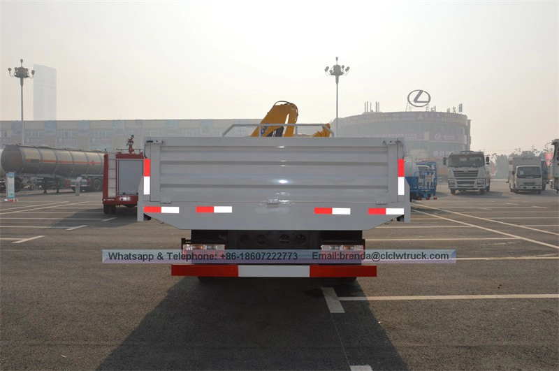 Chine Folding Grue Fournisseur, sur camion pliant constructeur grue En Chine, 4000kgs Camion-grue Fabricant Chine