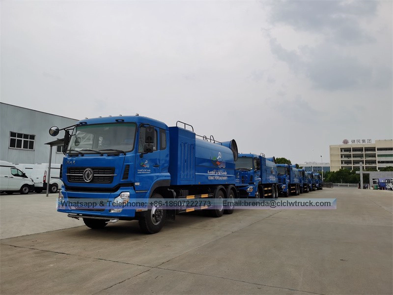 Dongfeng 15Tons Water Tank Truck loaded portable mist blower for dust particle Suppression control,100m mist blower sprayer