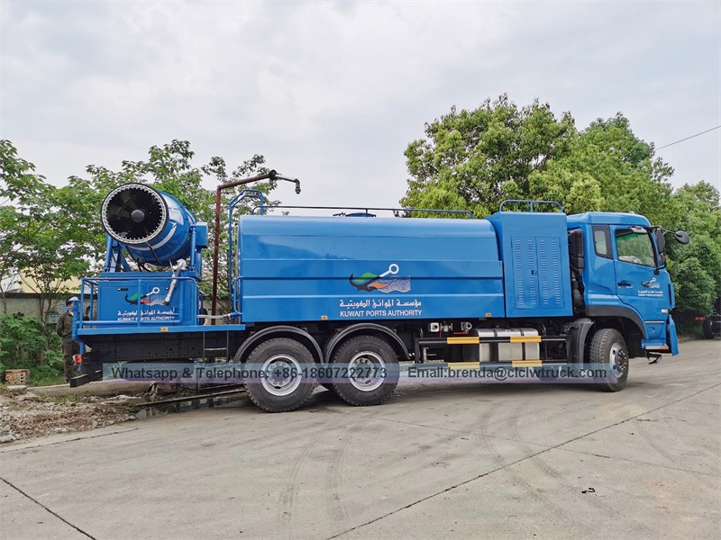 Dongfeng 15Tons Water Tank Truck loaded portable mist blower for dust particle Suppression control,100m mist blower sprayer