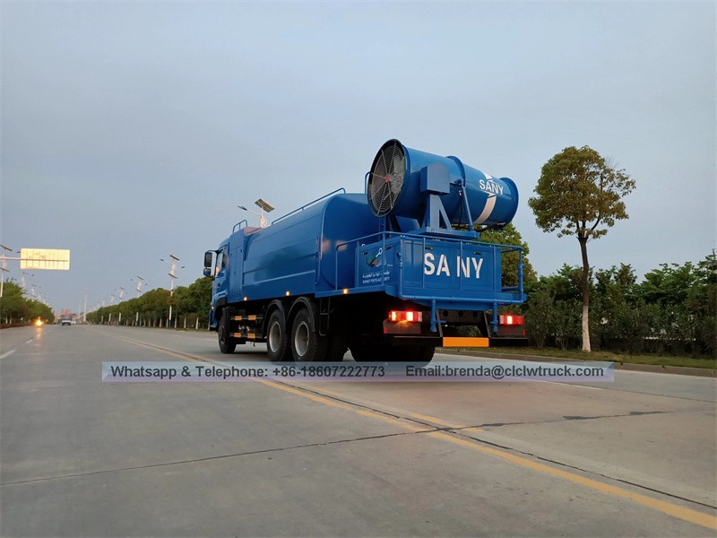 Dongfeng 15Tons Water Tank Truck loaded portable mist blower for dust particle Suppression control,100m mist blower sprayer