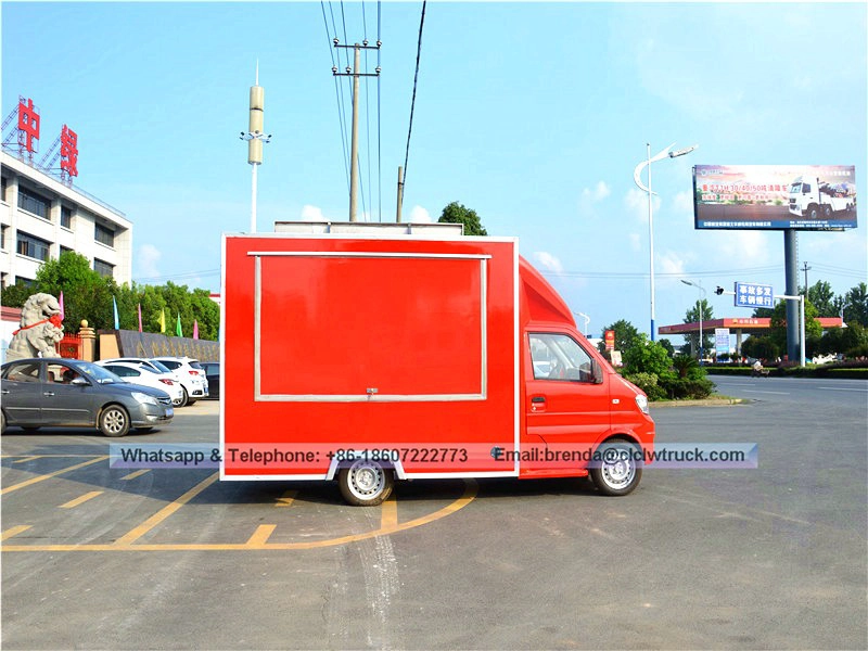 มัลติฟังก์ชั่ Dongfeng มินิรถบรรทุกอาหารมือถือ