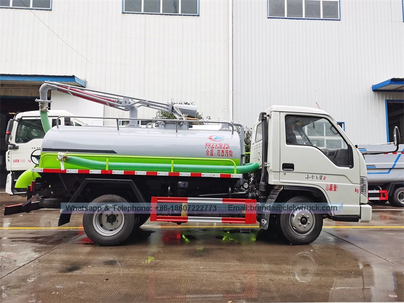 Foton 3000liters petit camion d'aspiration fécale à vendre